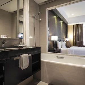 Executive King Room